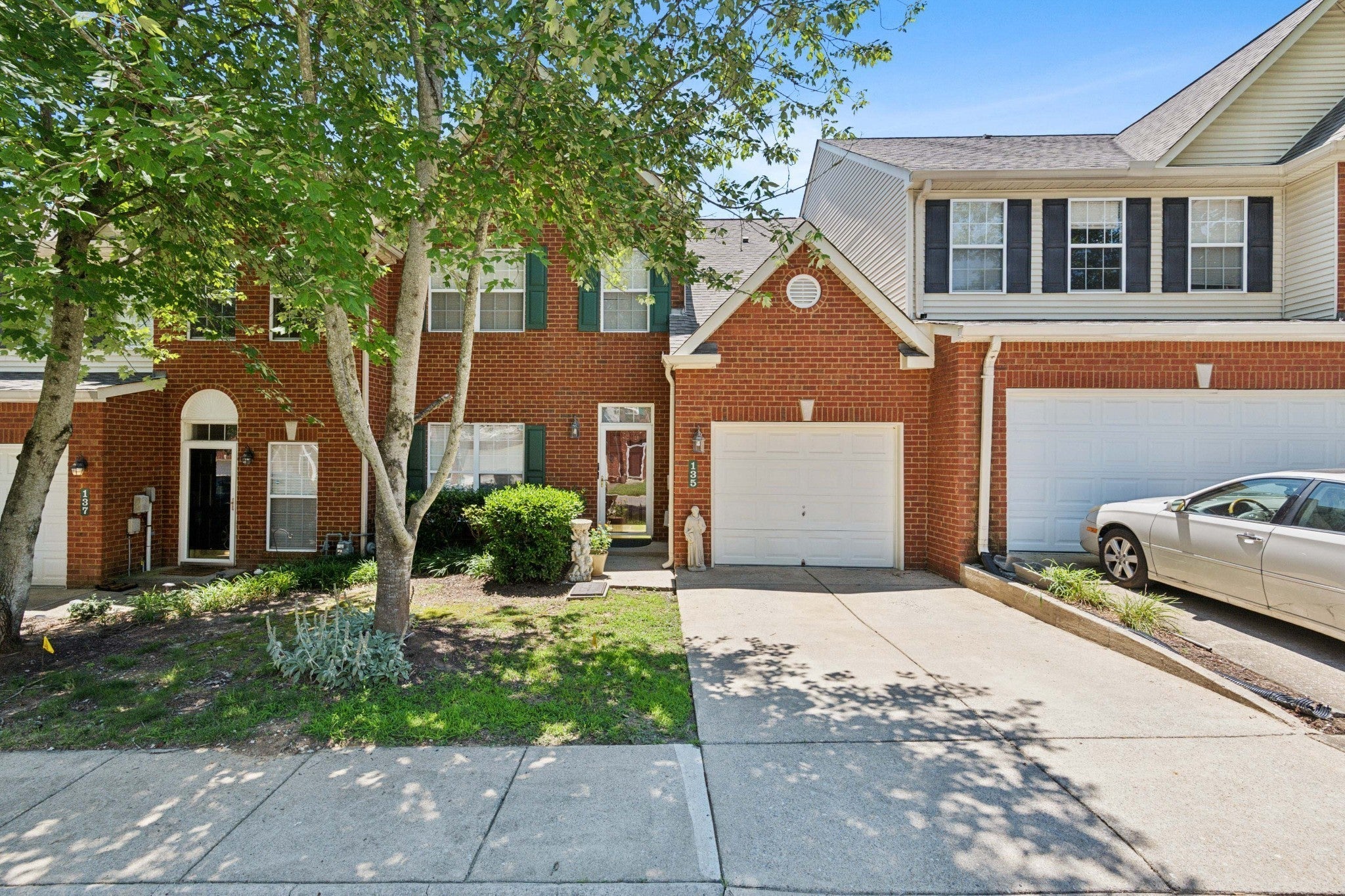 Photo of Listing #3058731