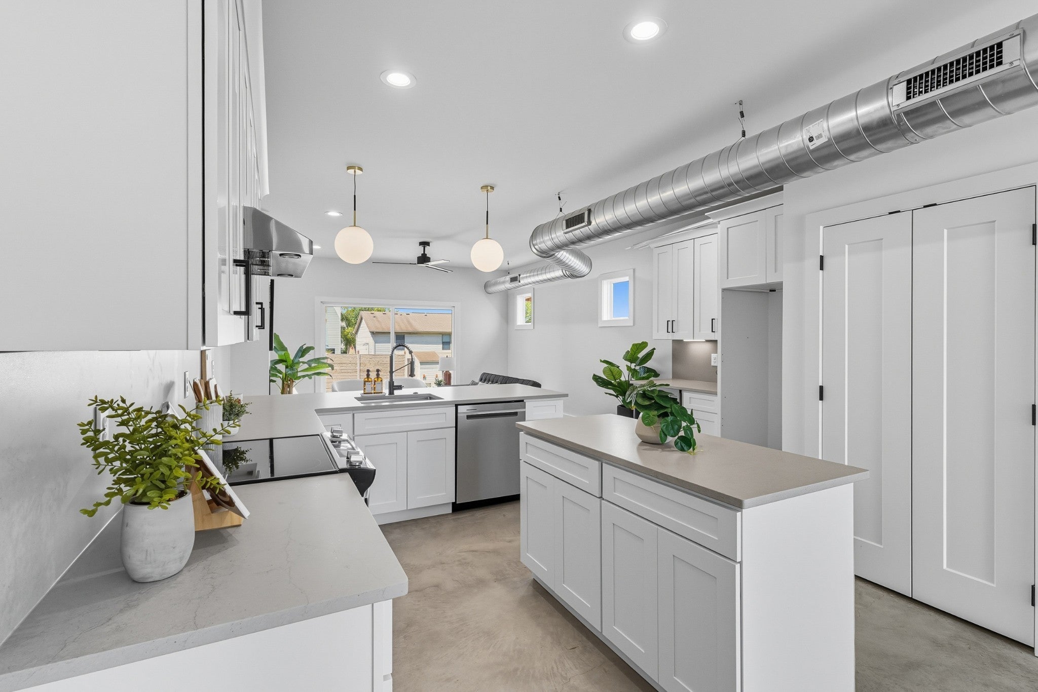 Photo of Listing #3058764