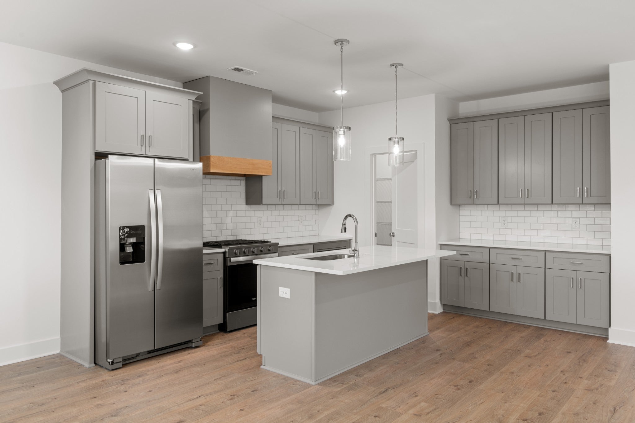 Photo of Listing #3058768