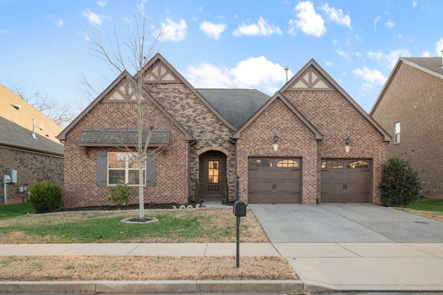 177 Ferdinand Dr, Gallatin