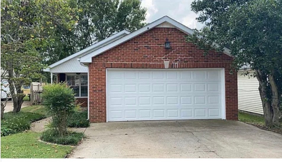 Photo of Listing #3059054