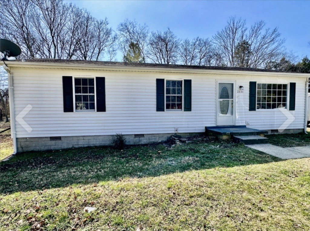 2221 Dominion Dr, Murfreesboro