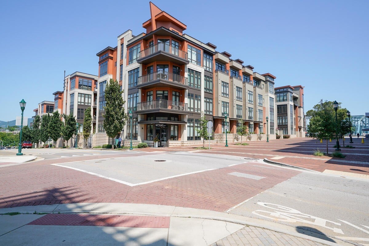 Photo of Listing #3059139