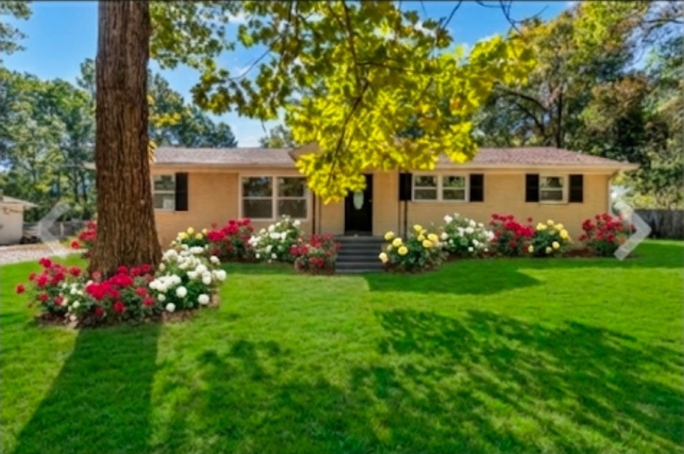 Photo of Listing #3059197