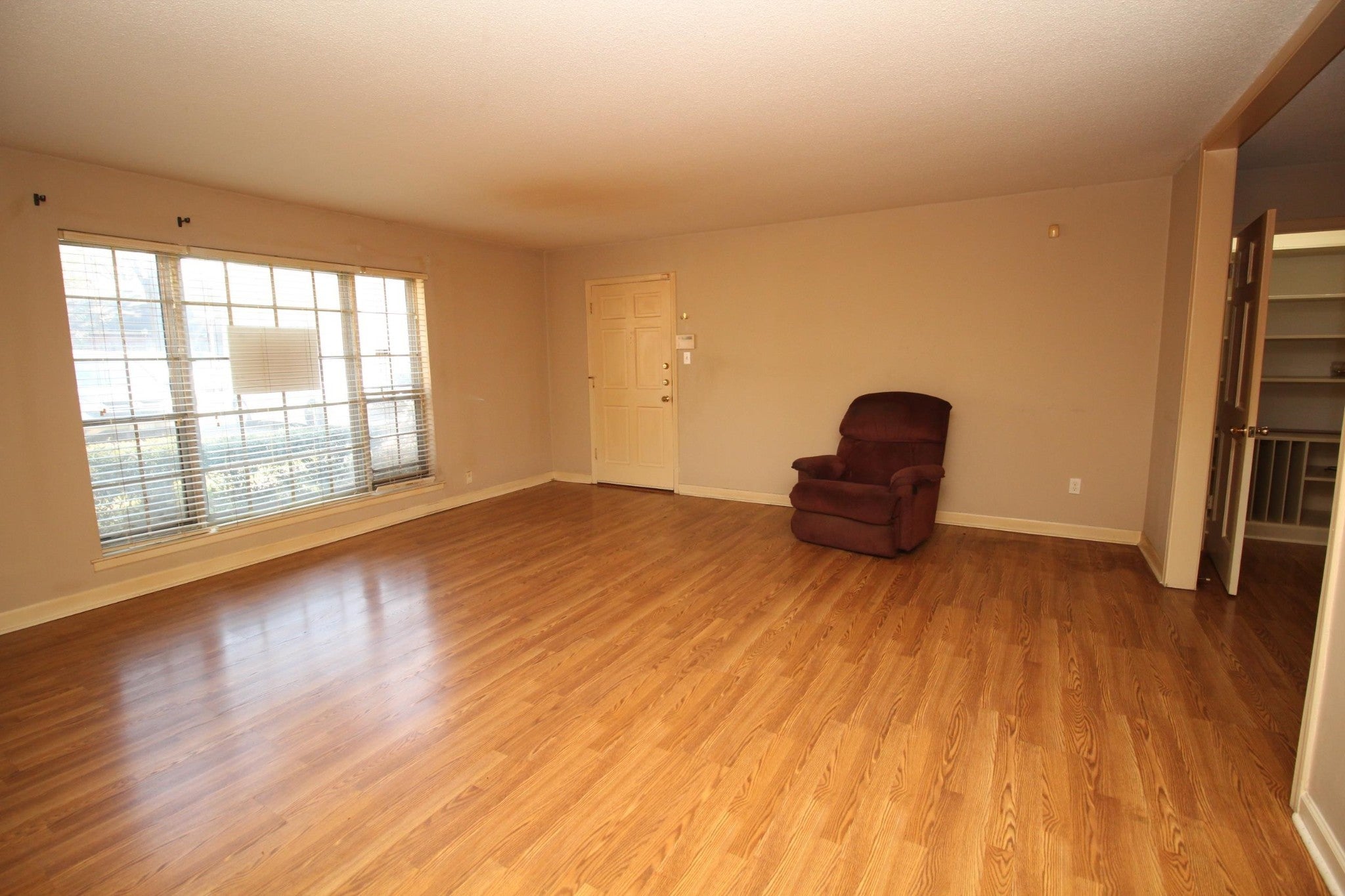 Photo of Listing #3059287