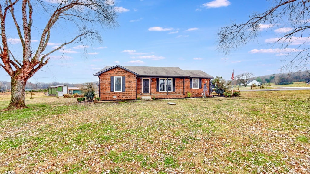 25 Phillips Rd, Lebanon