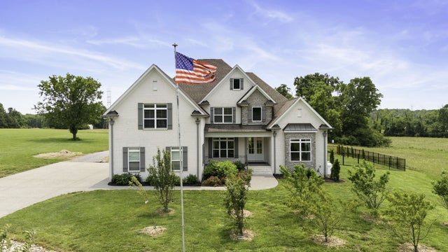 290 Academy Rd, Lebanon