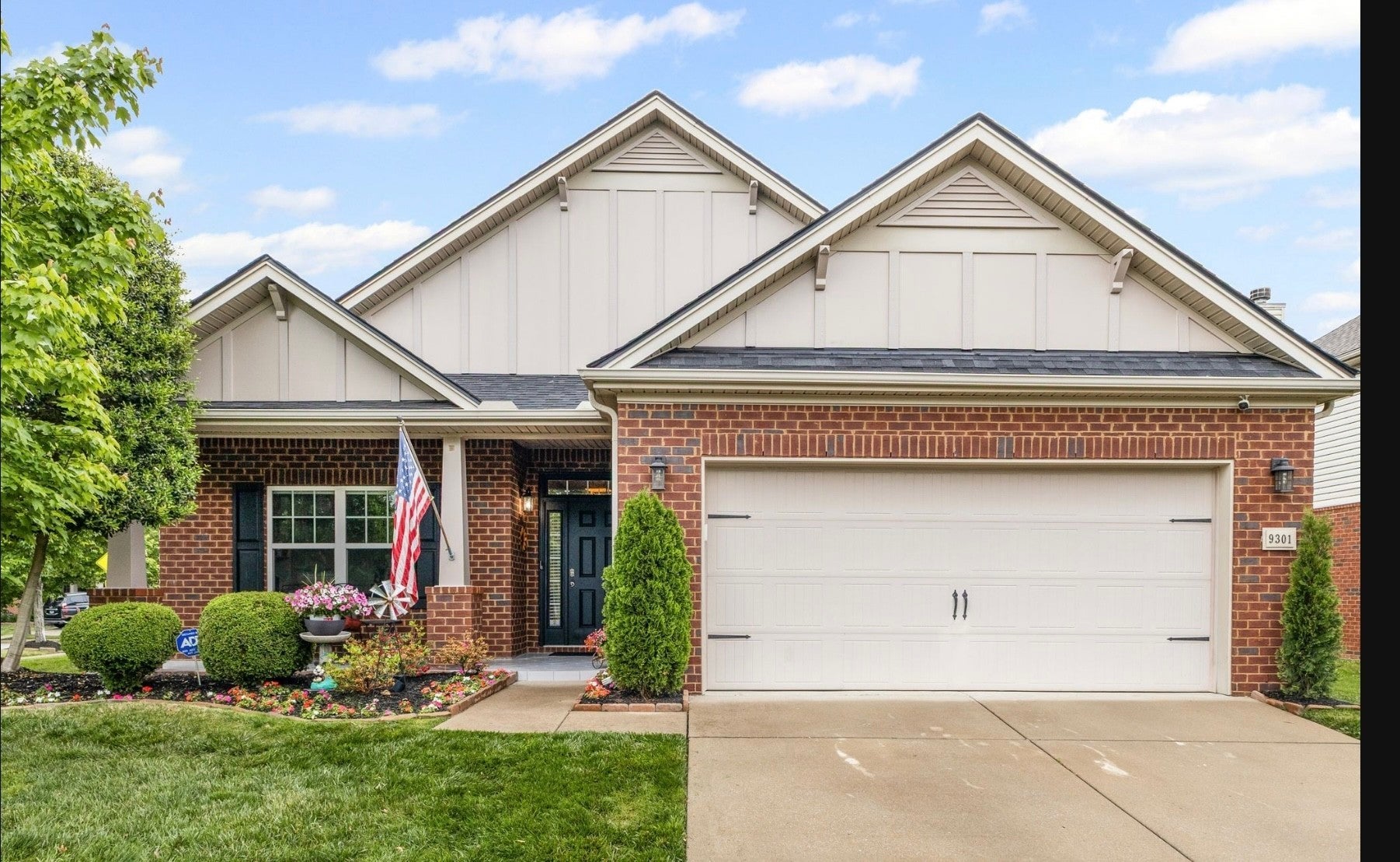 Photo of Listing #3060002