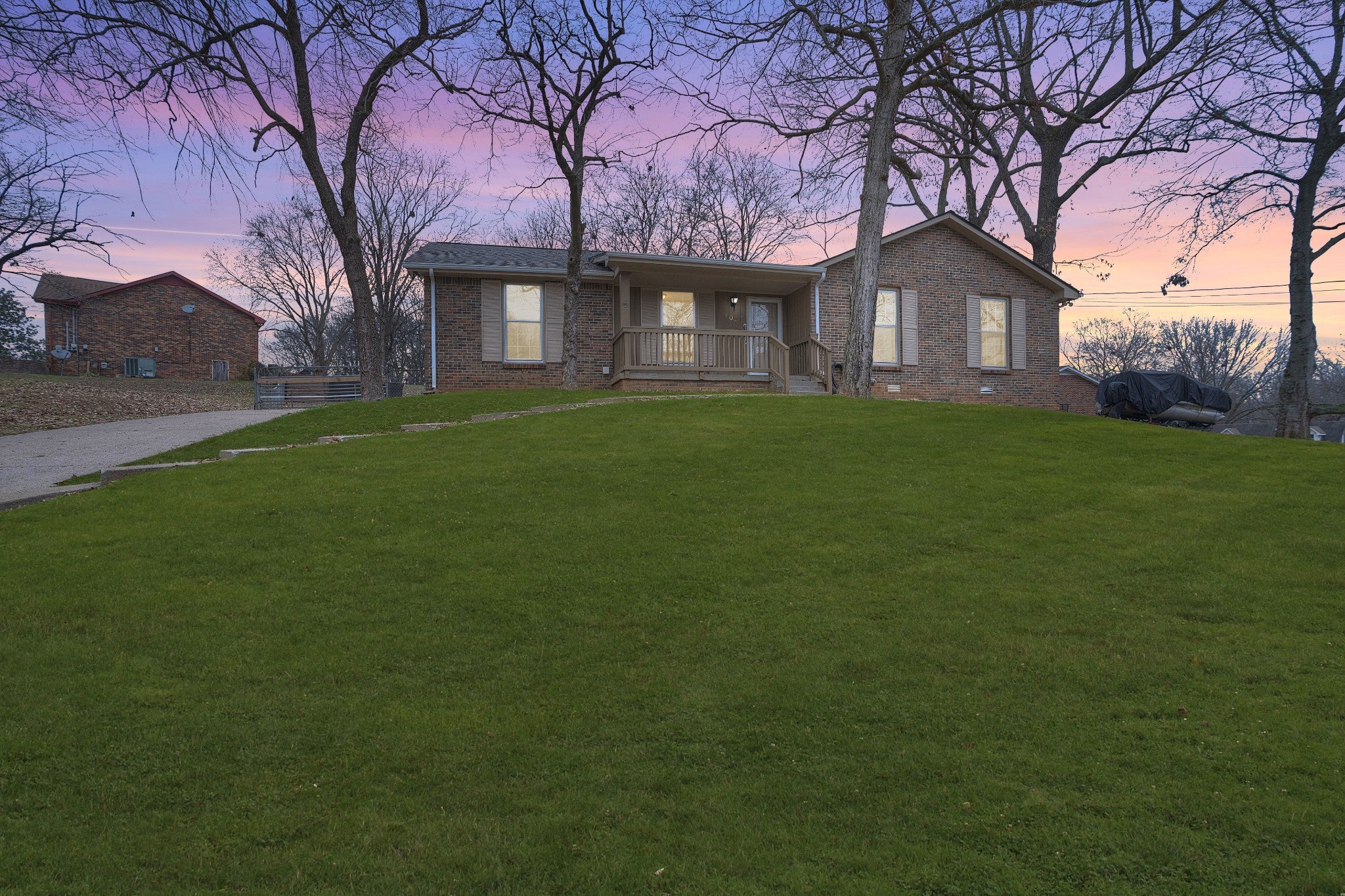 Photo of Listing #3060040