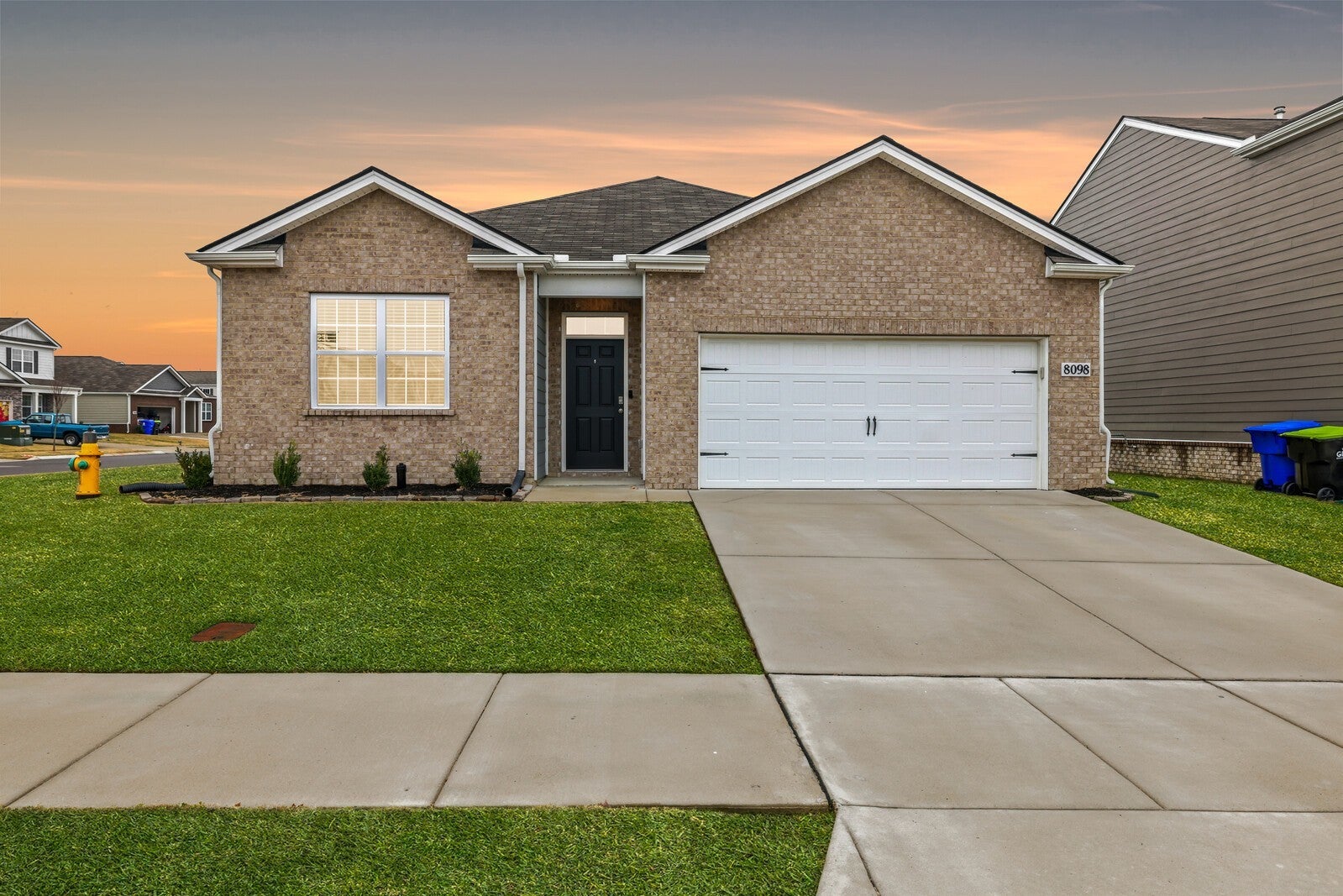 Photo of Listing #3060118