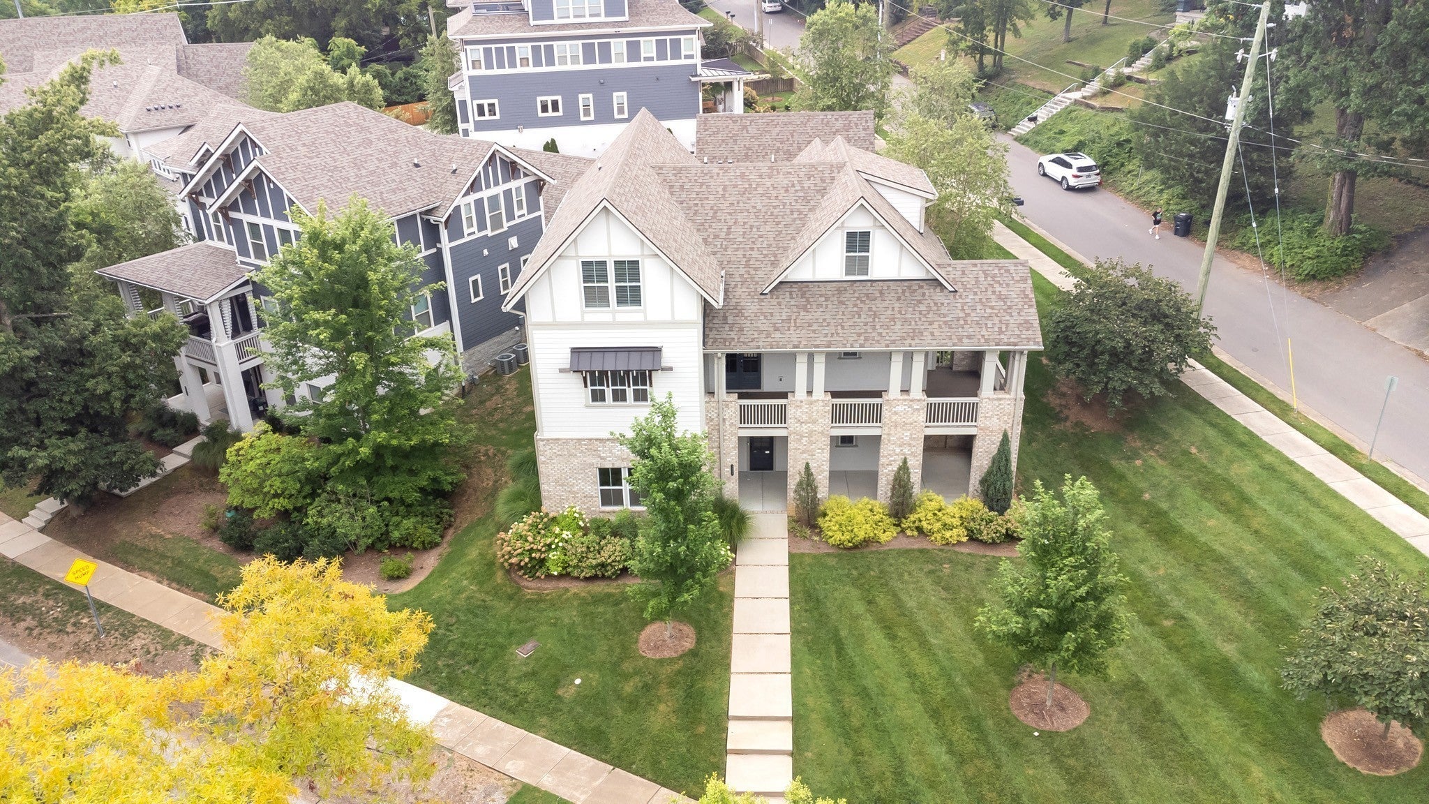 Photo of Listing #3060244