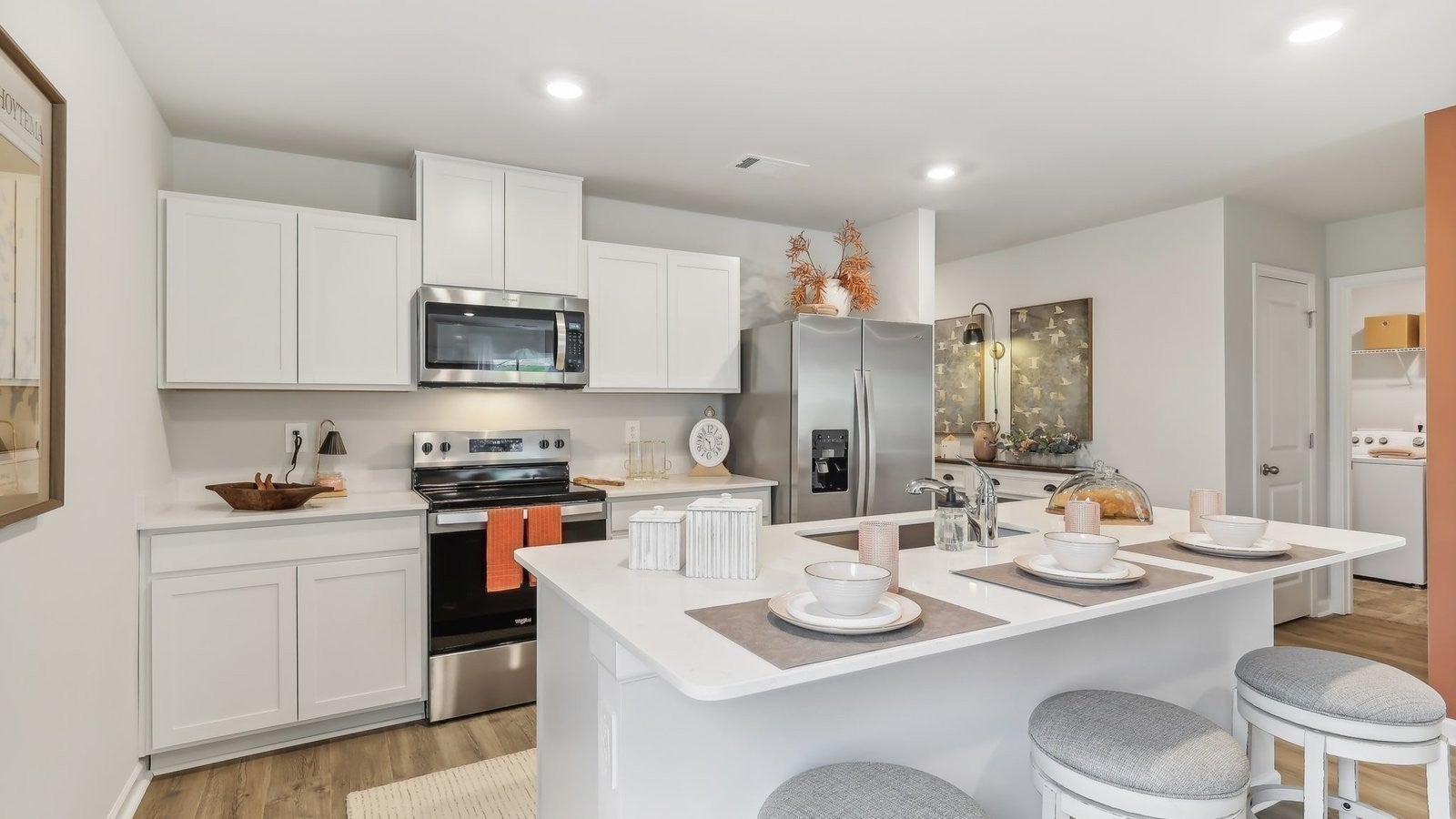 Photo of Listing #3060425