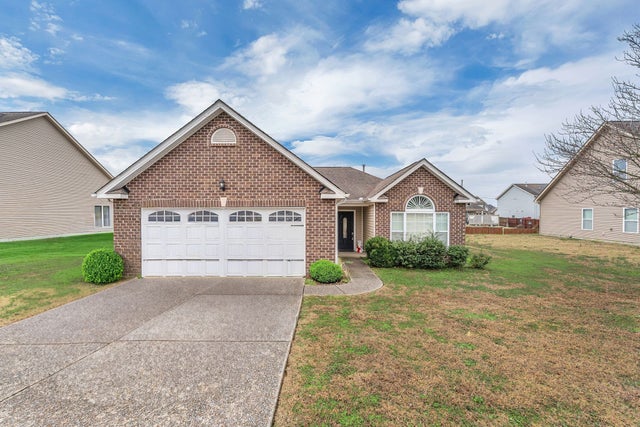 1041 Campbell Ave, Gallatin