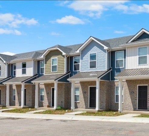 Photo of Listing #3060493