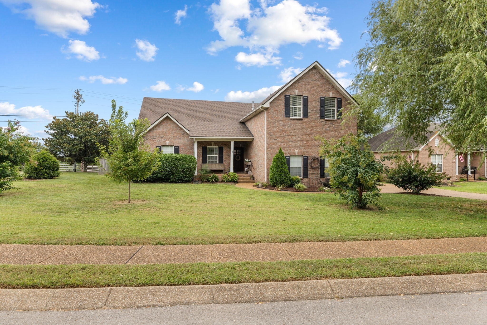 Home for sale in 1735 Dryden Dr Spring Hill, TN