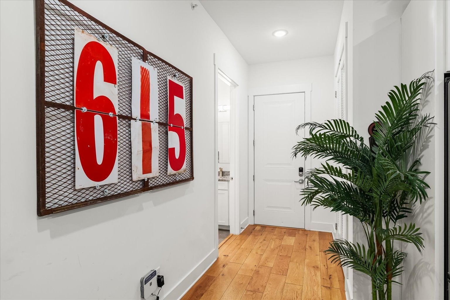 Photo of Listing #3060984