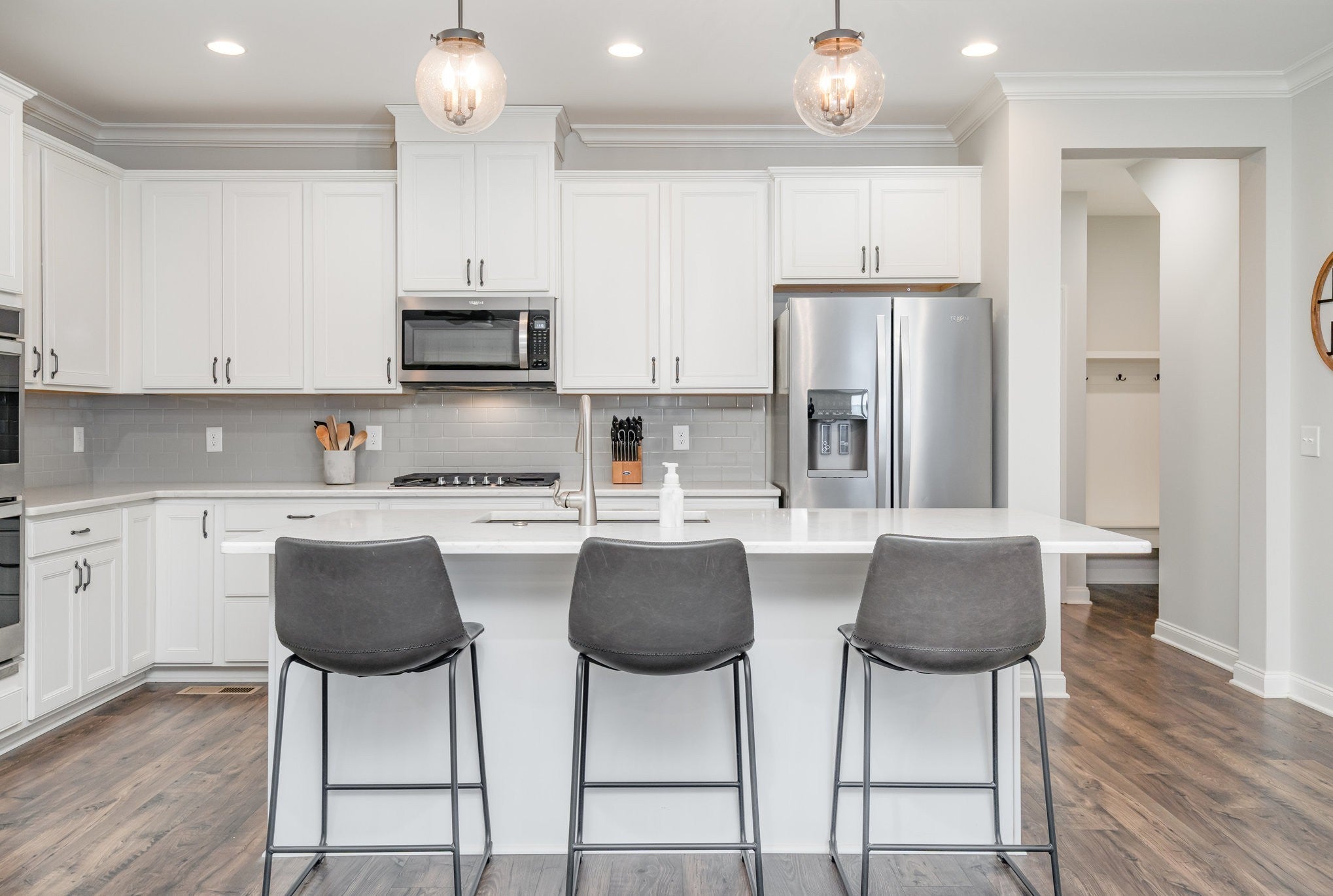 Photo of Listing #3061075