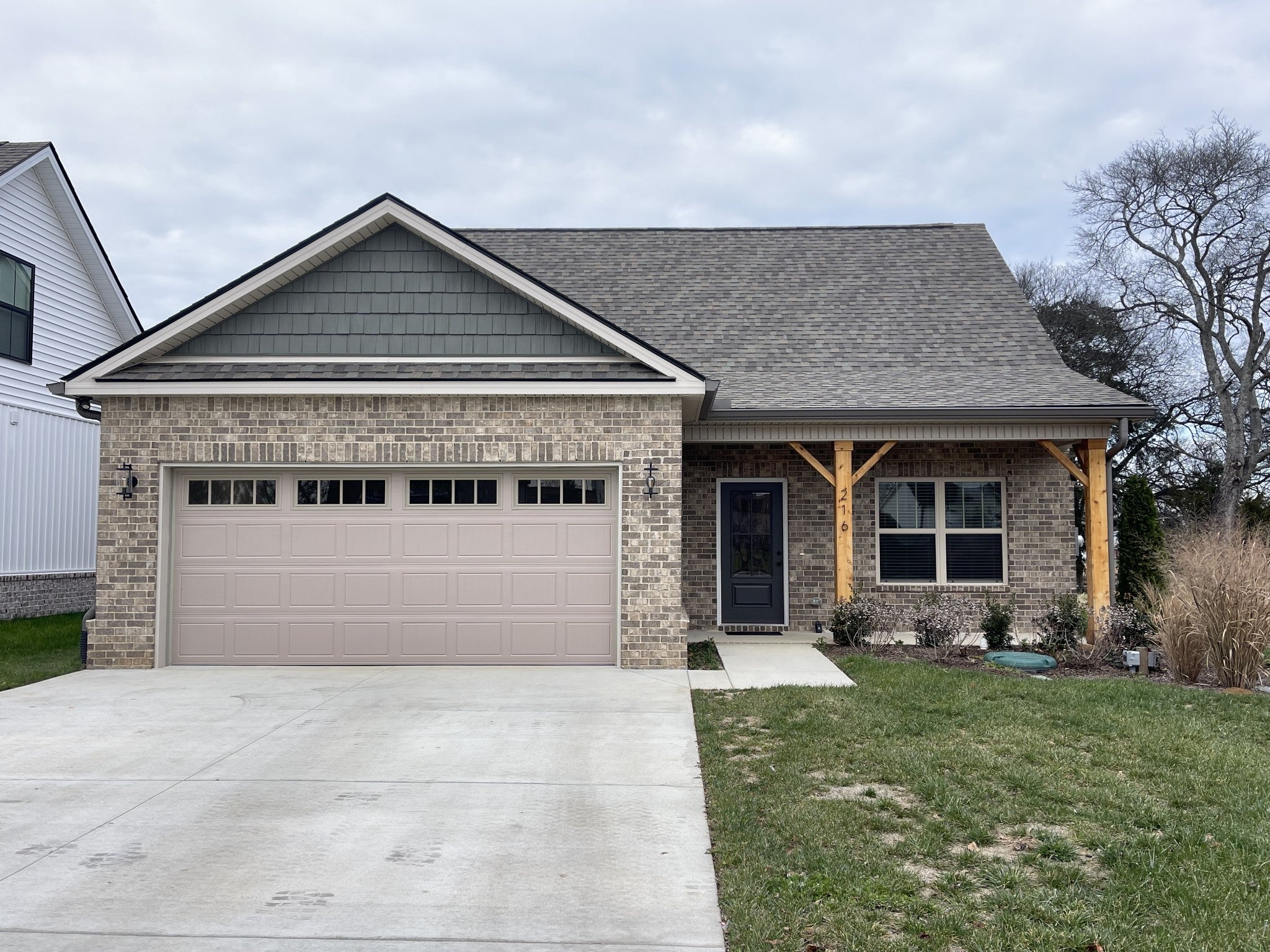 Photo of Listing #3061155