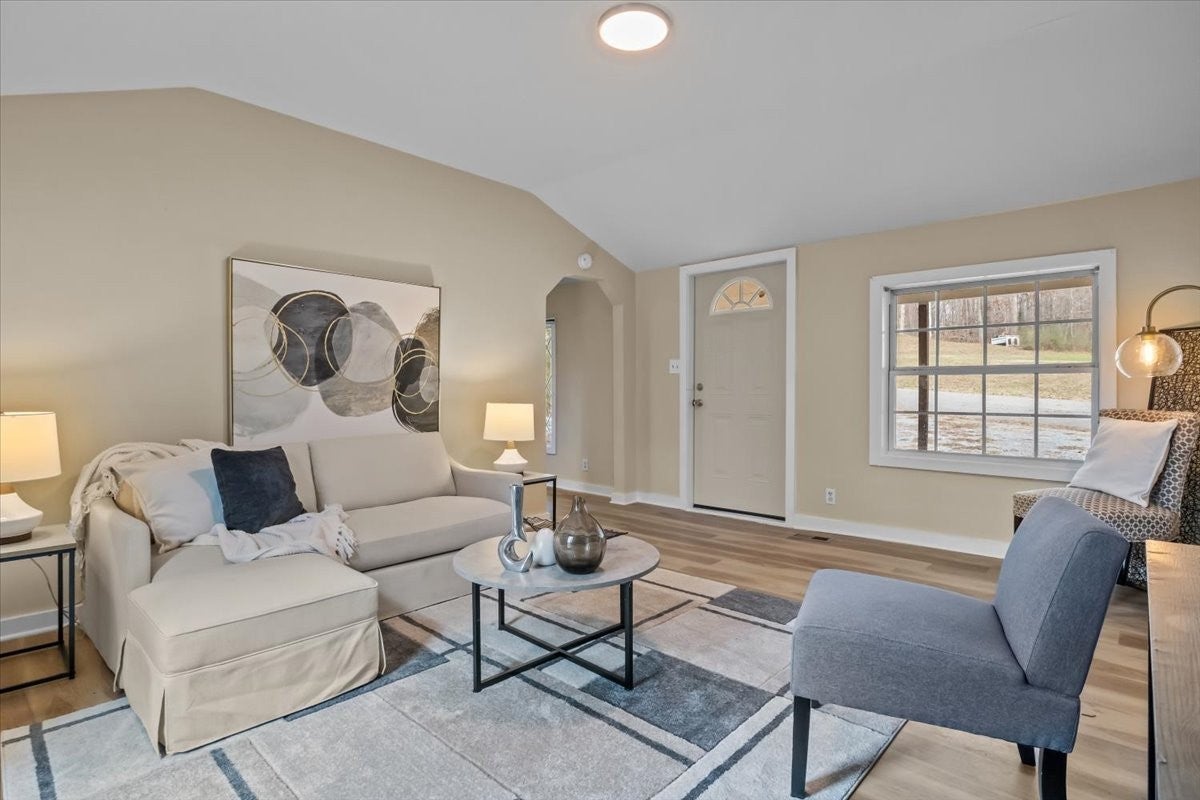 Photo of Listing #3061289