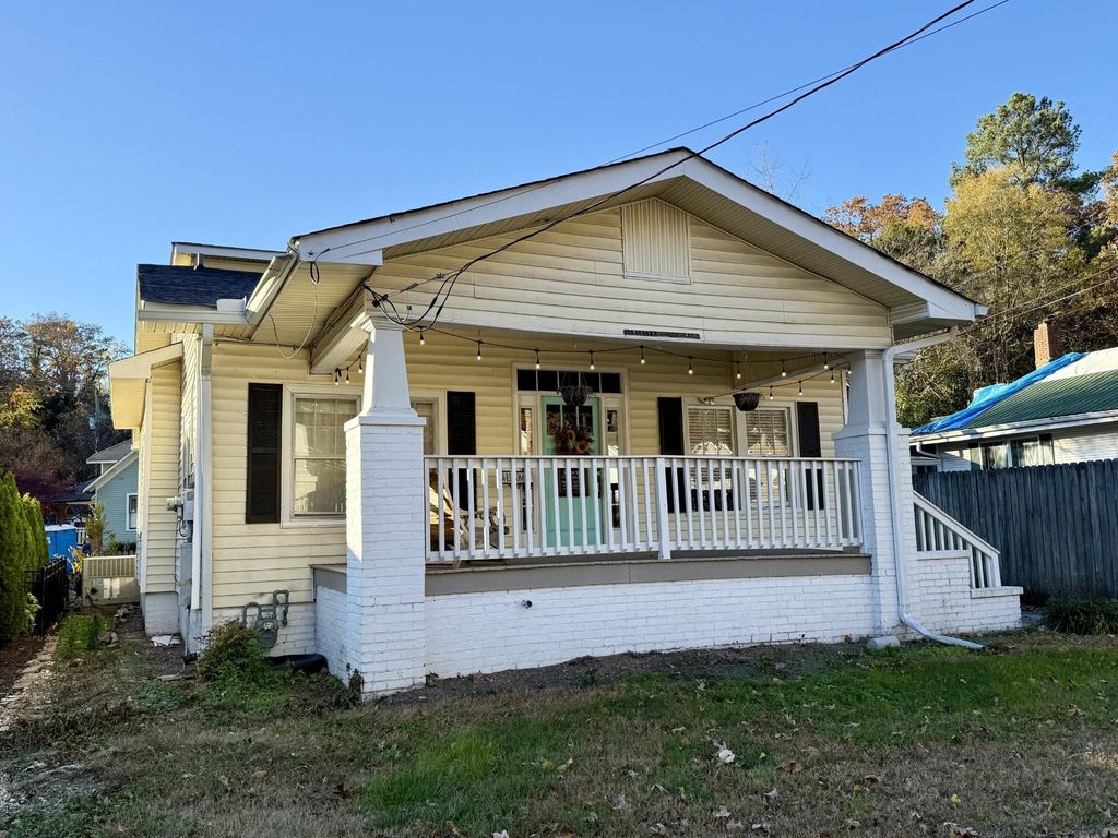 1307 Hixson Pike, Chattanooga
