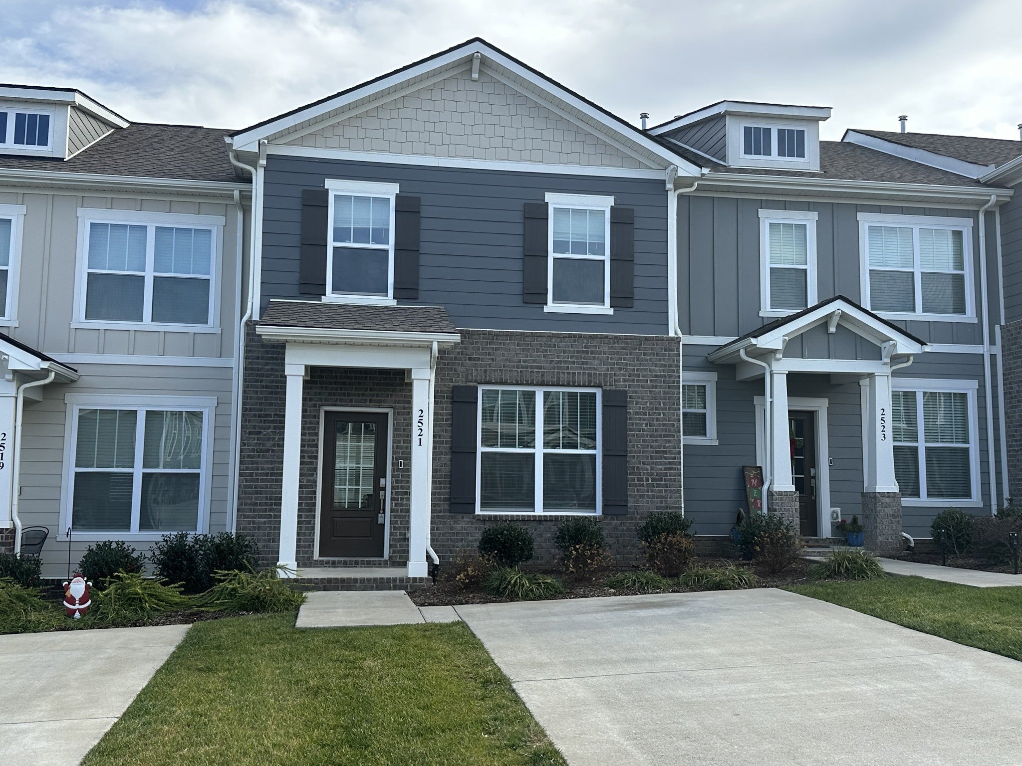 Photo of Listing #3061336