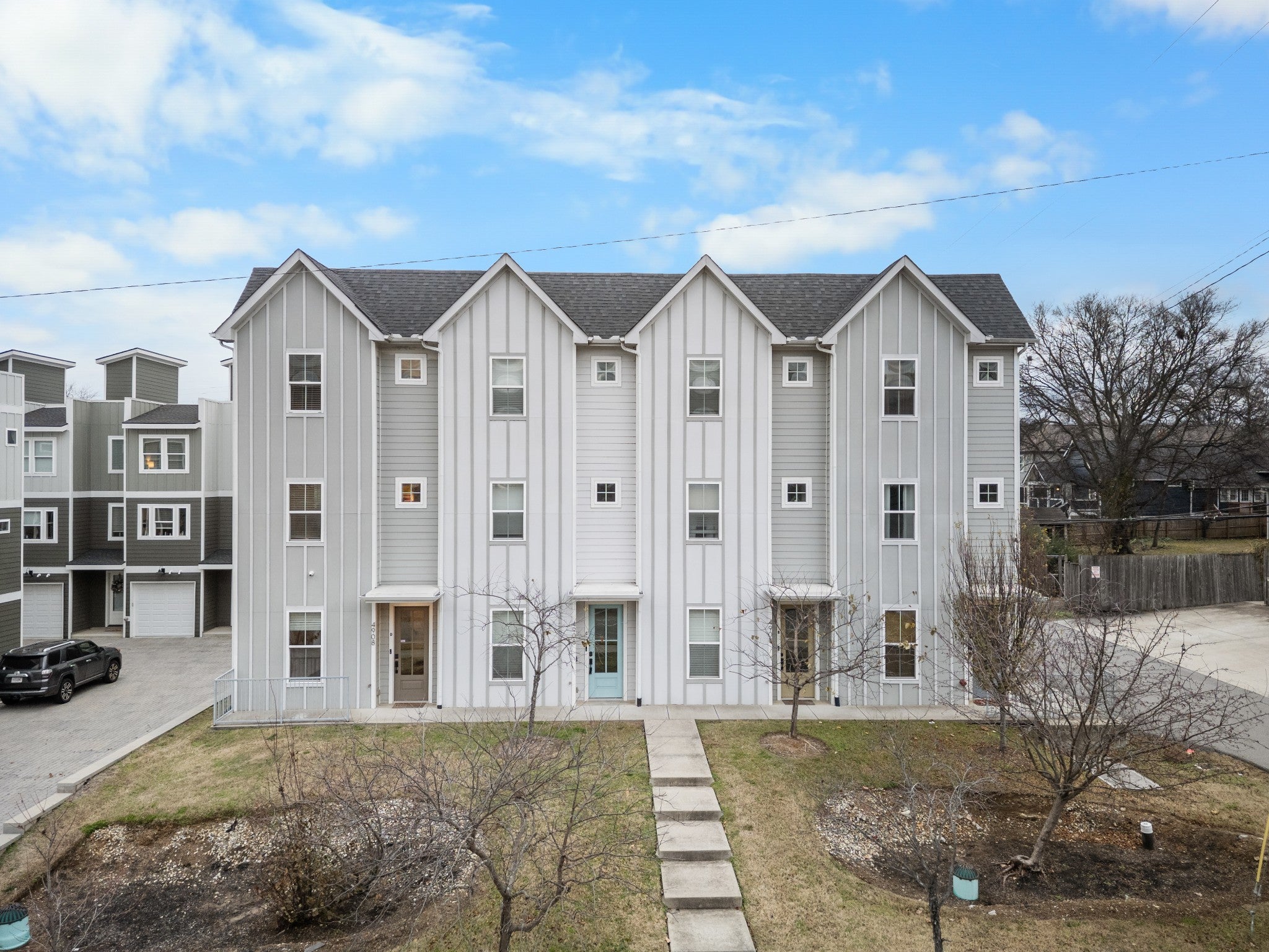 Photo of Listing #3061460