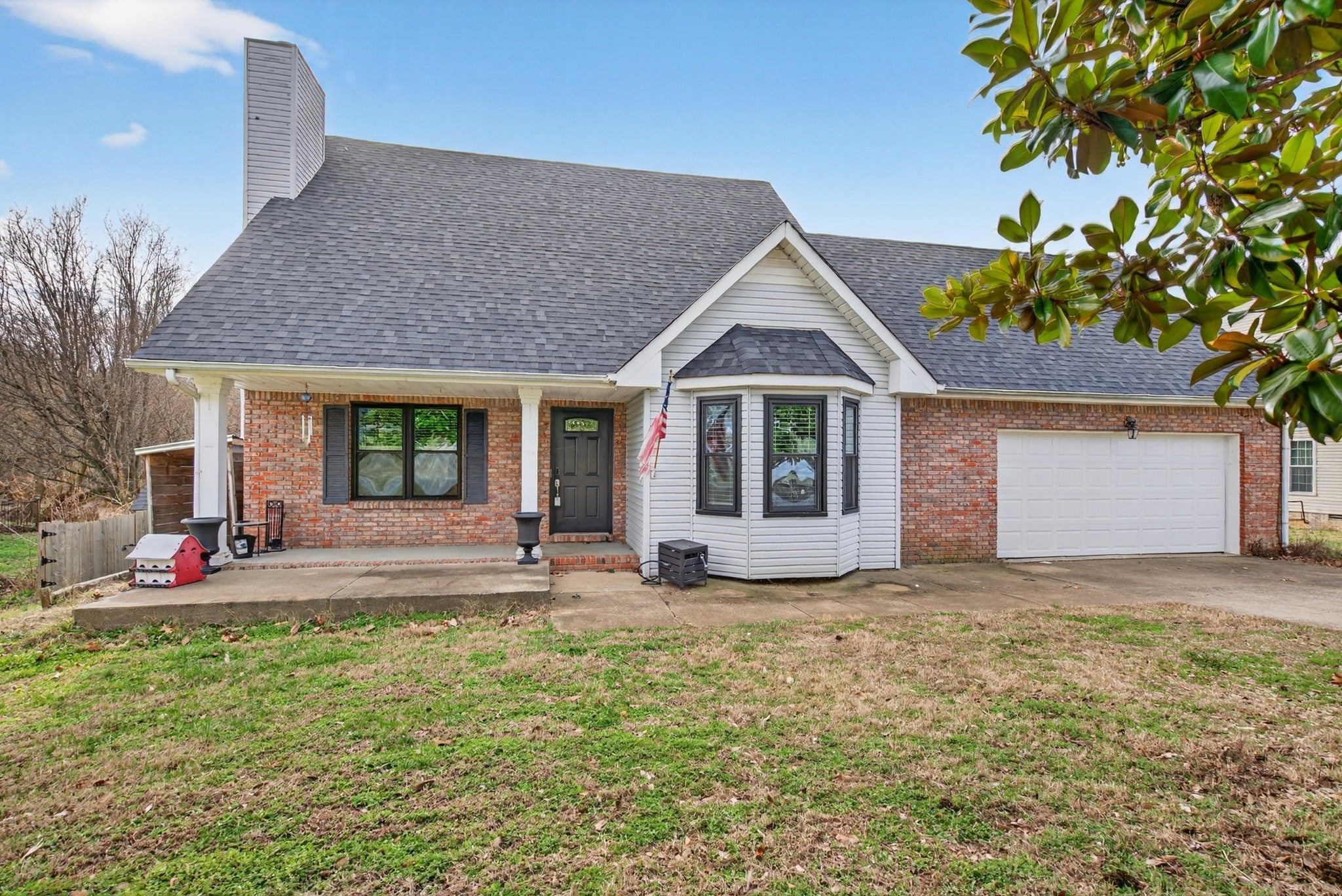 Photo for MLS 3061564 in 3350 Clearwater Dr Clarksville, TN - 37042