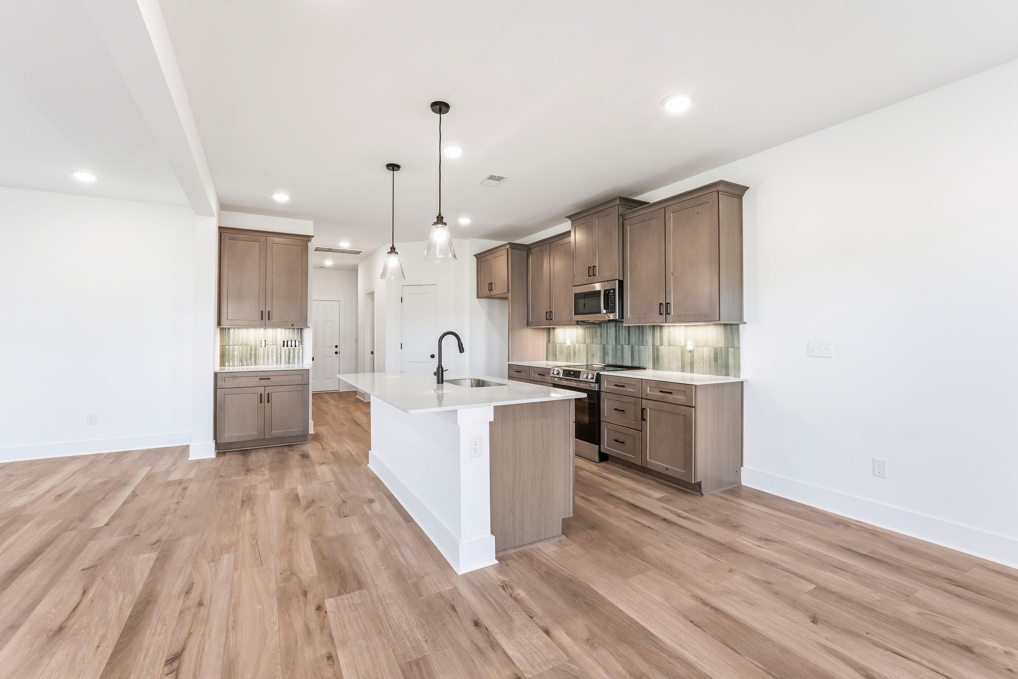 Photo of Listing #3061589