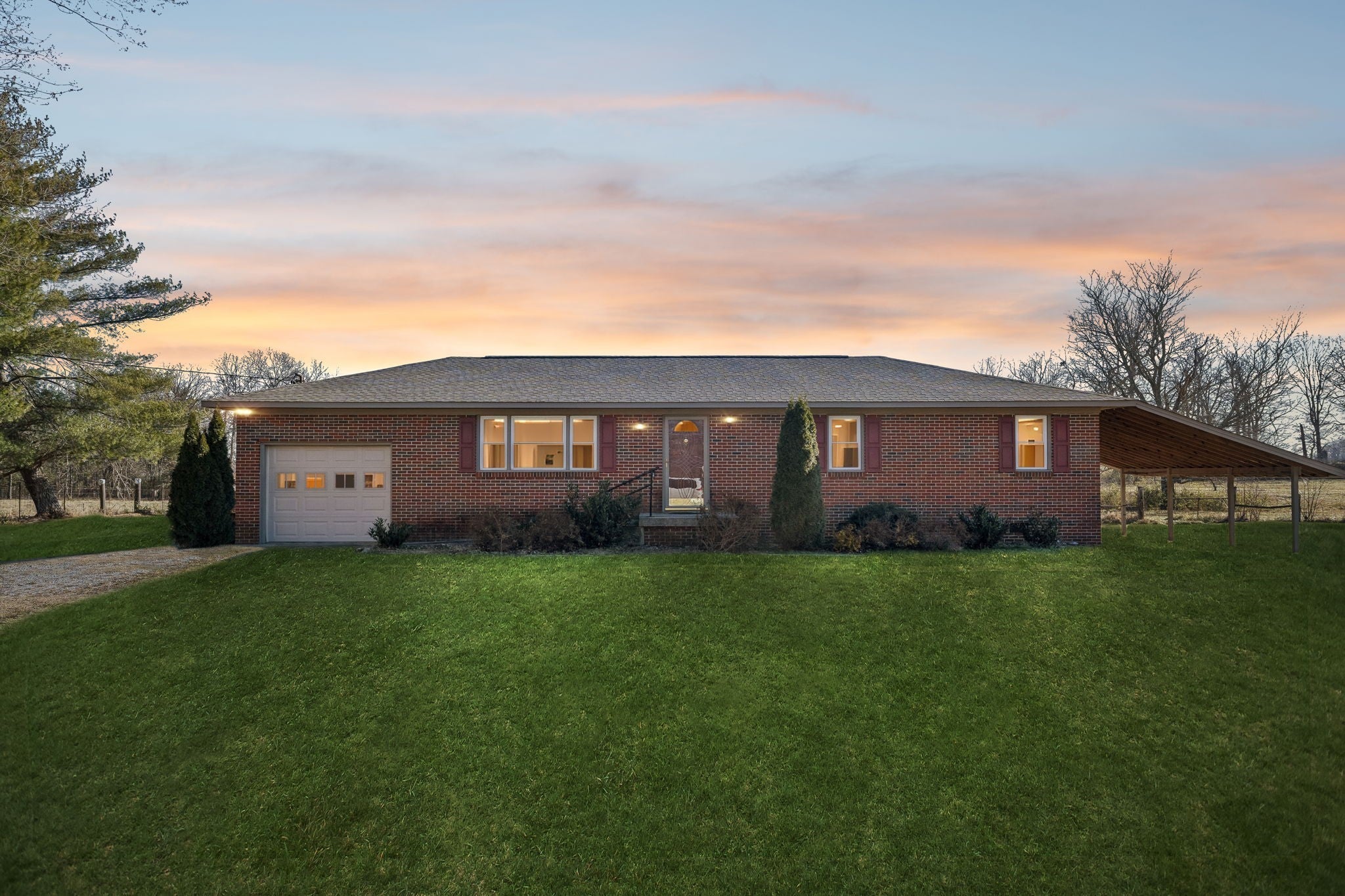 Photo of Listing #3061650