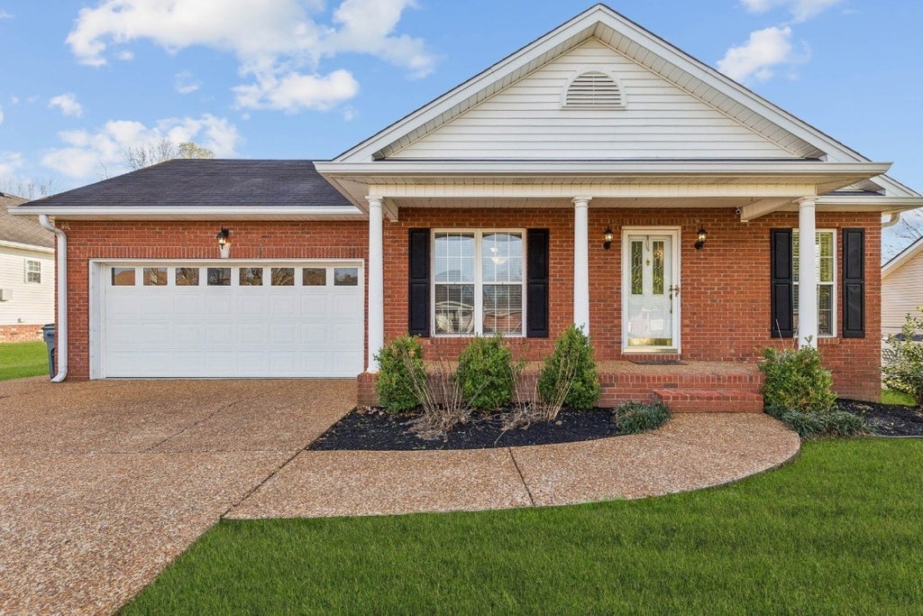 1105 Wedgewood Dr, Gallatin