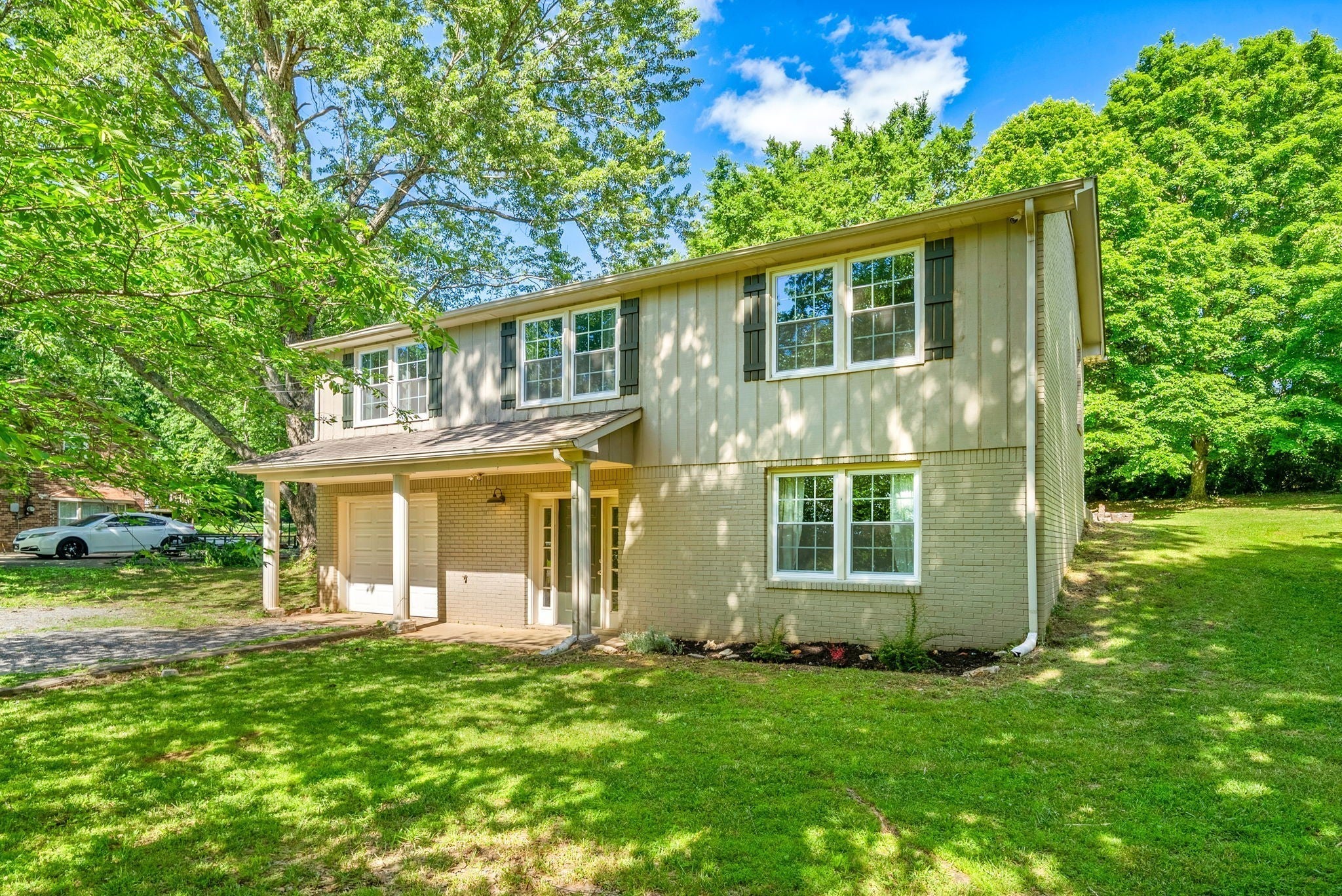 Photo of Listing #3061679