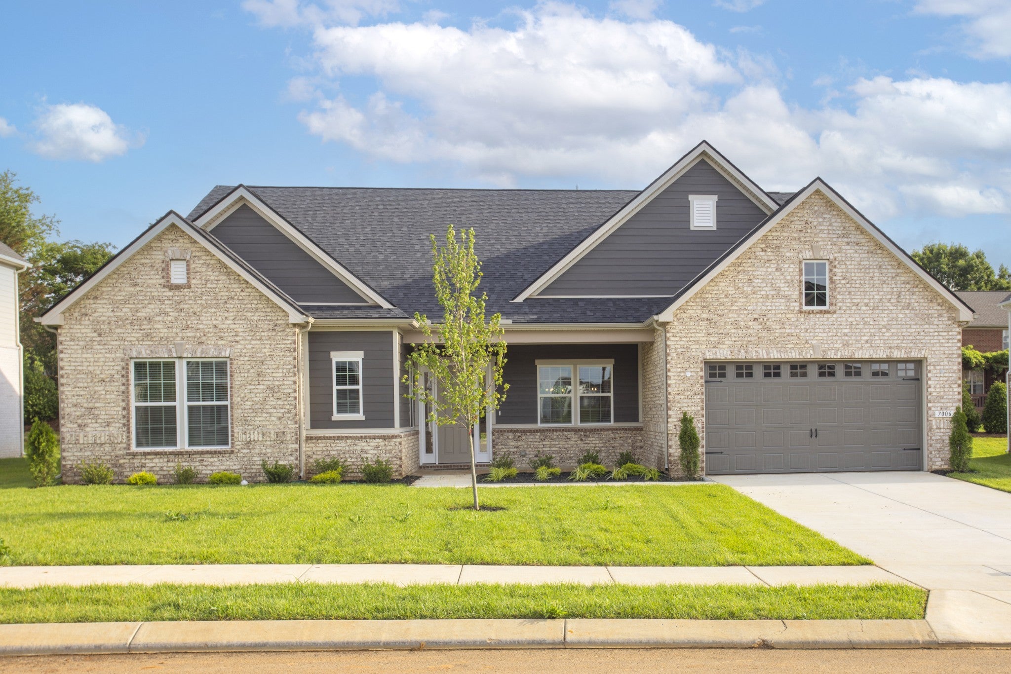 Photo of Listing #3061726