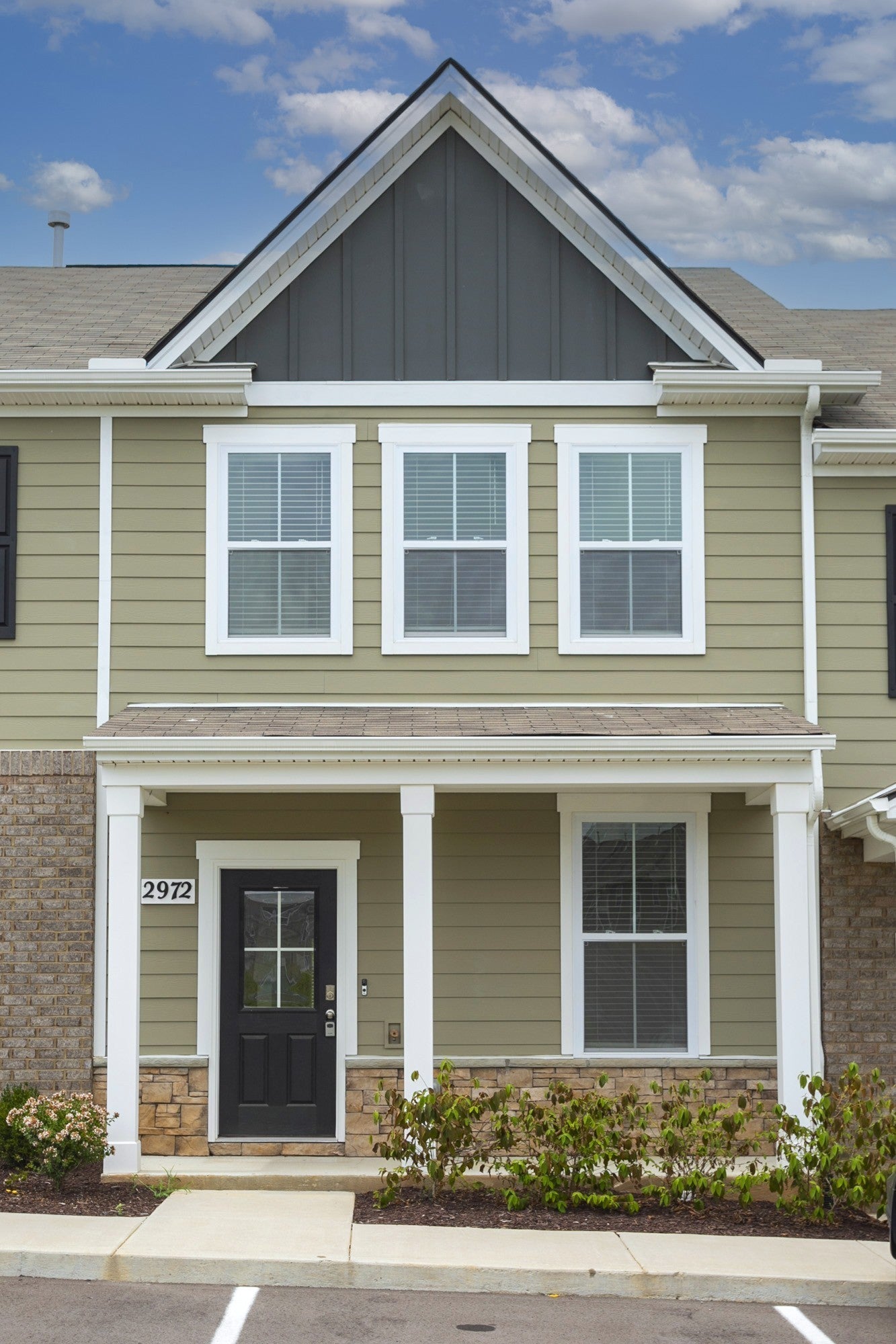 Photo of Listing #3061766