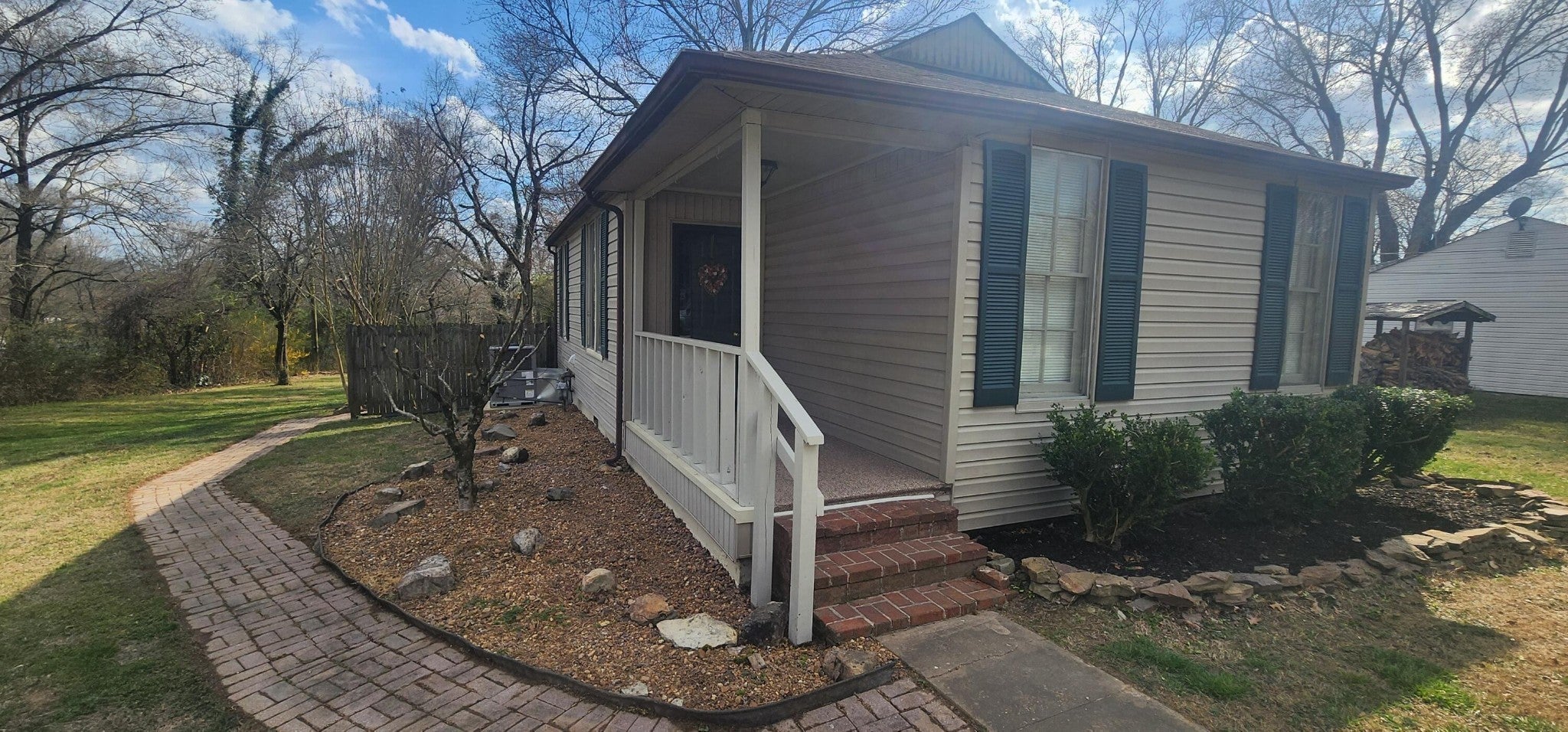 Photo of Listing #3061769