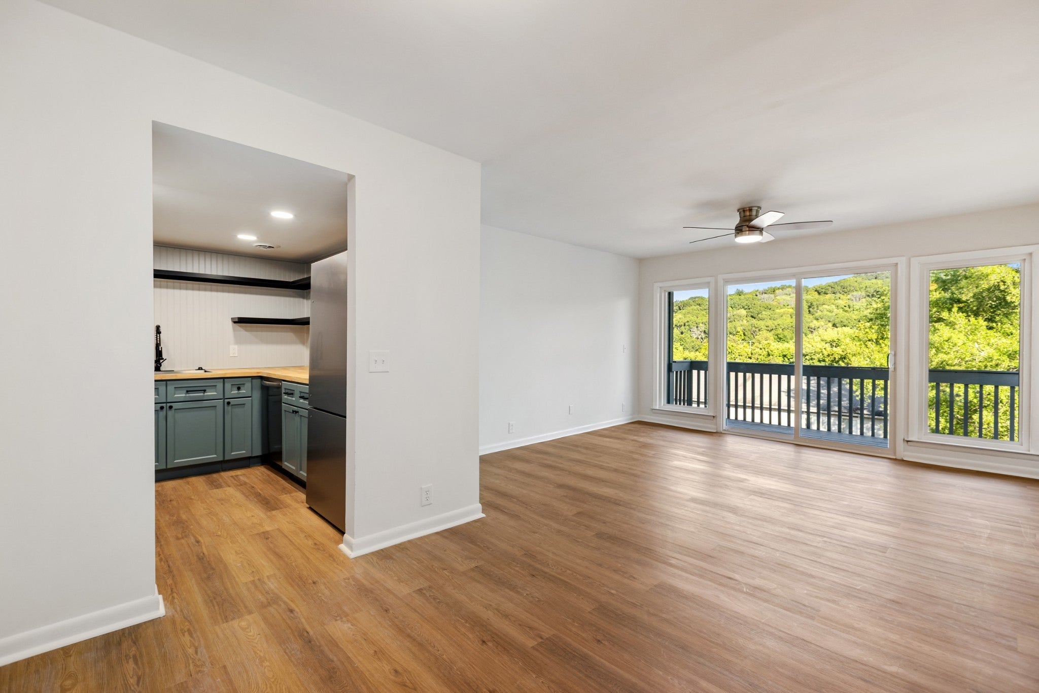 Photo of Listing #3062149