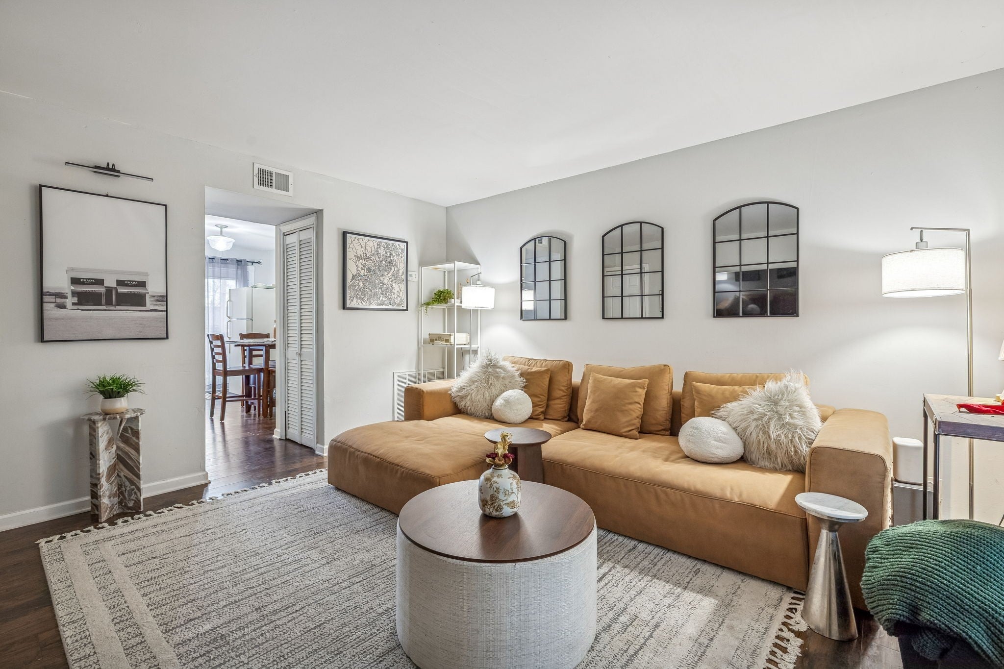 Photo of Listing #3065058