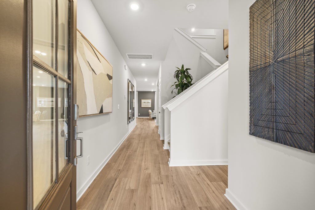 524 Sugarberry Court, Clarksville