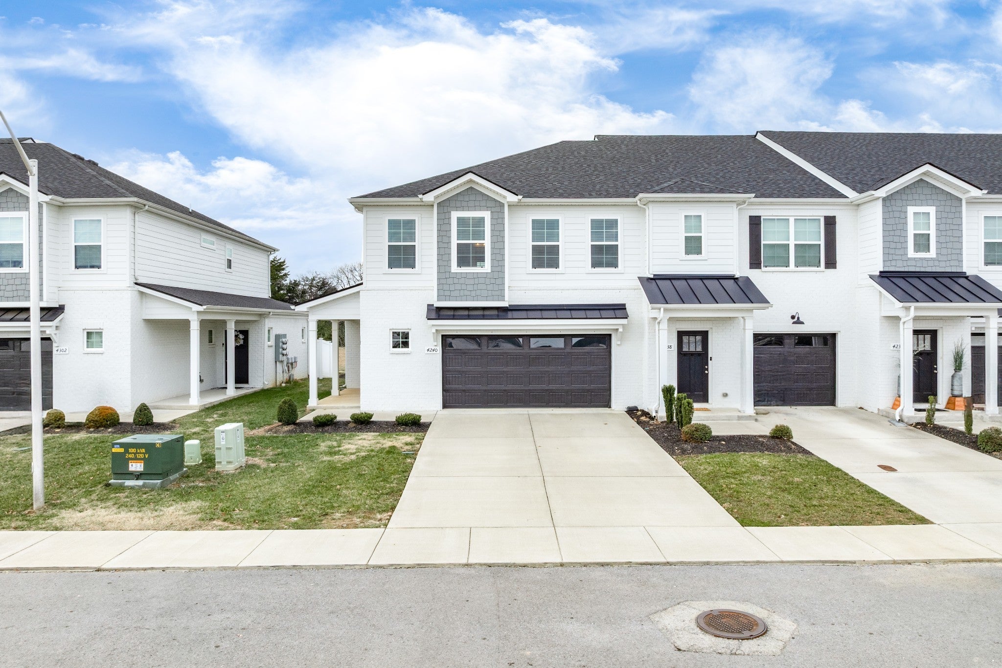 Photo of Listing #3065396