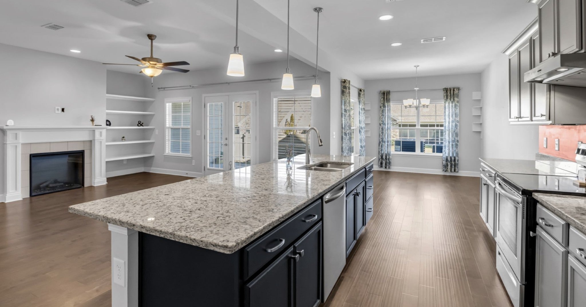 Photo of Listing #3065425