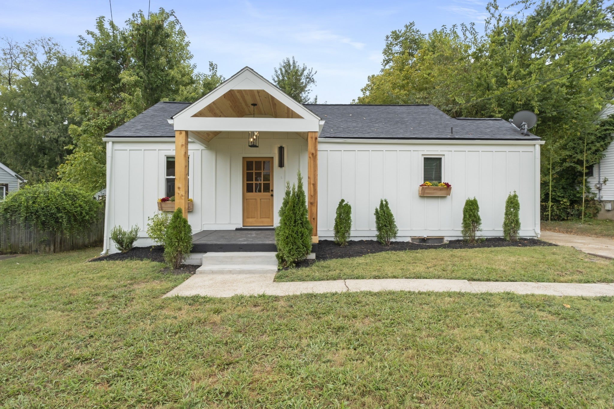 Photo of Listing #3065427