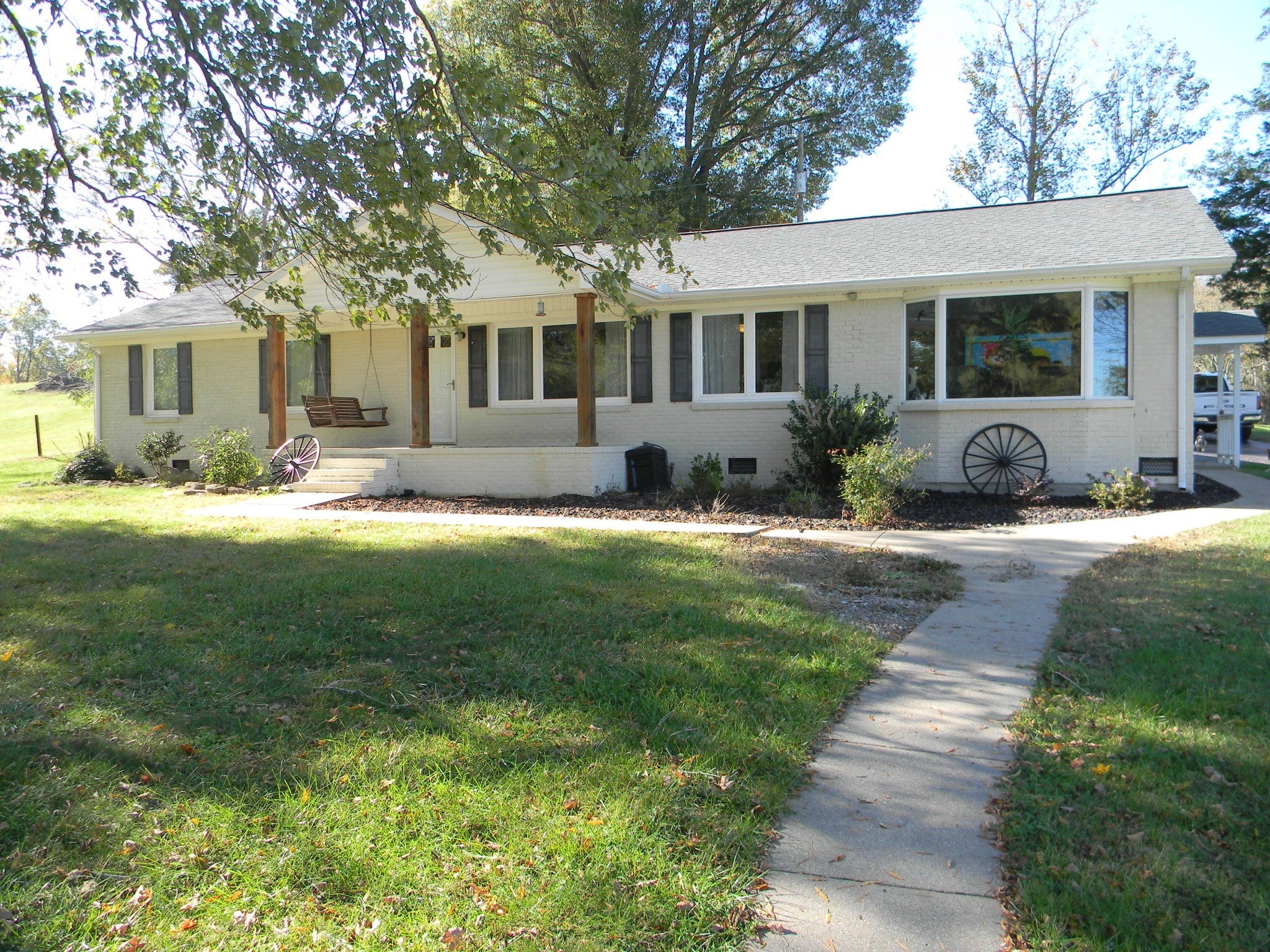 Photo of Listing #3065471