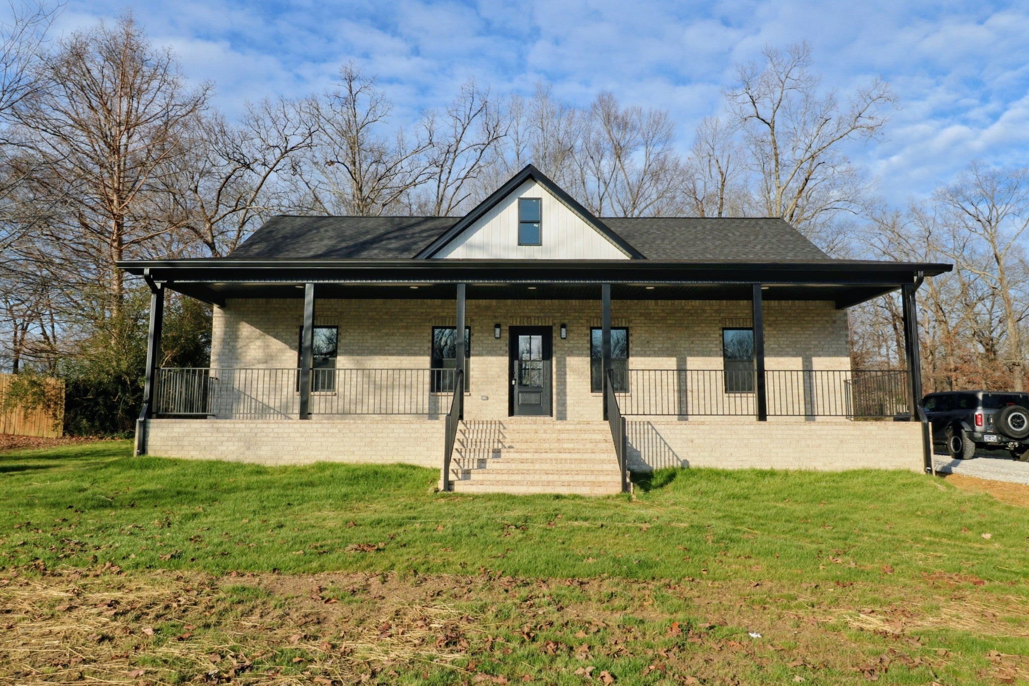 Photo of Listing #3065472