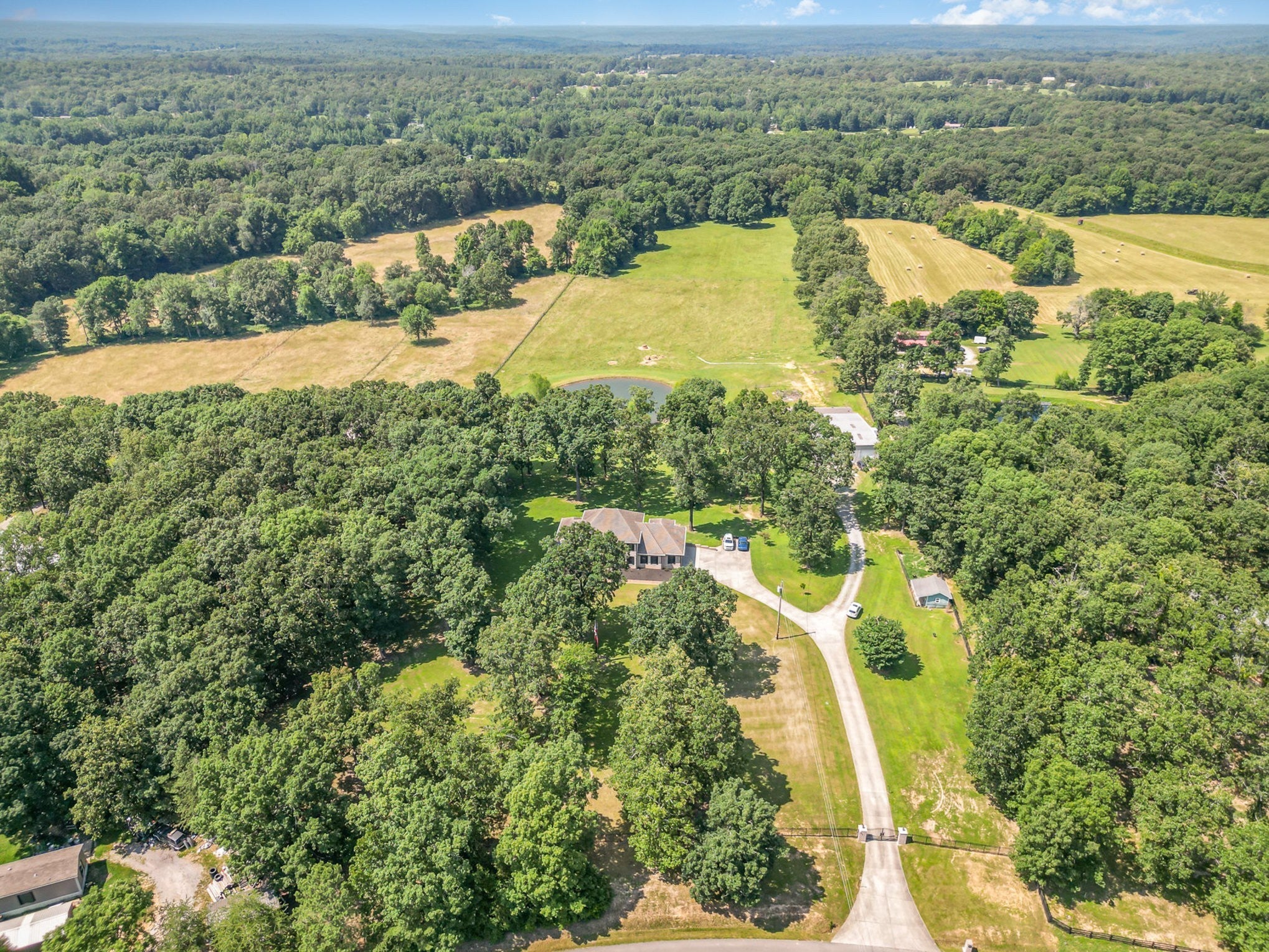 Photo of Listing #3066093