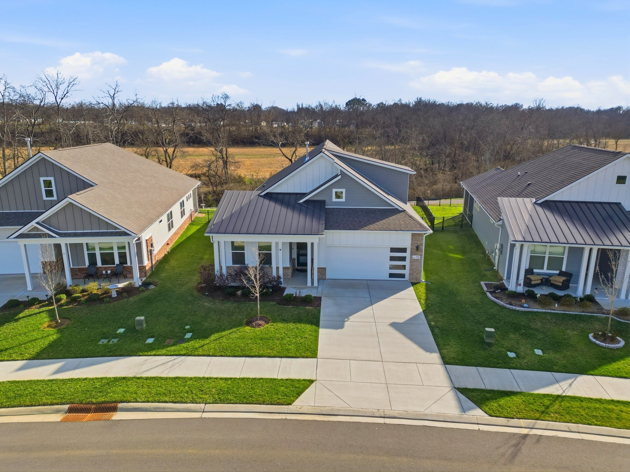 Photo of Listing #3066367