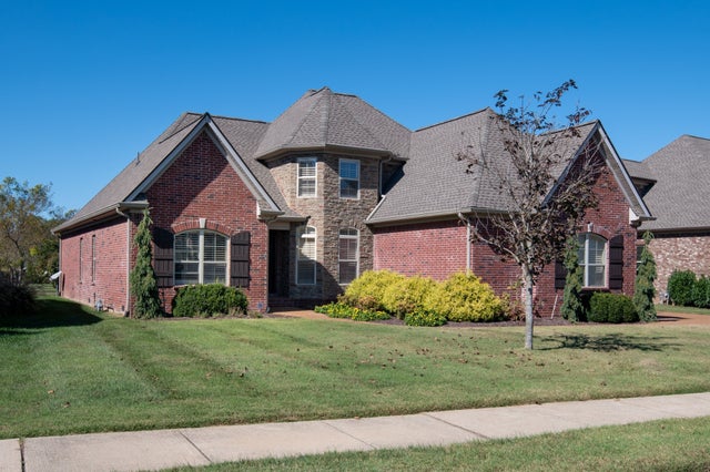 107 Nogs Gdn, Gallatin