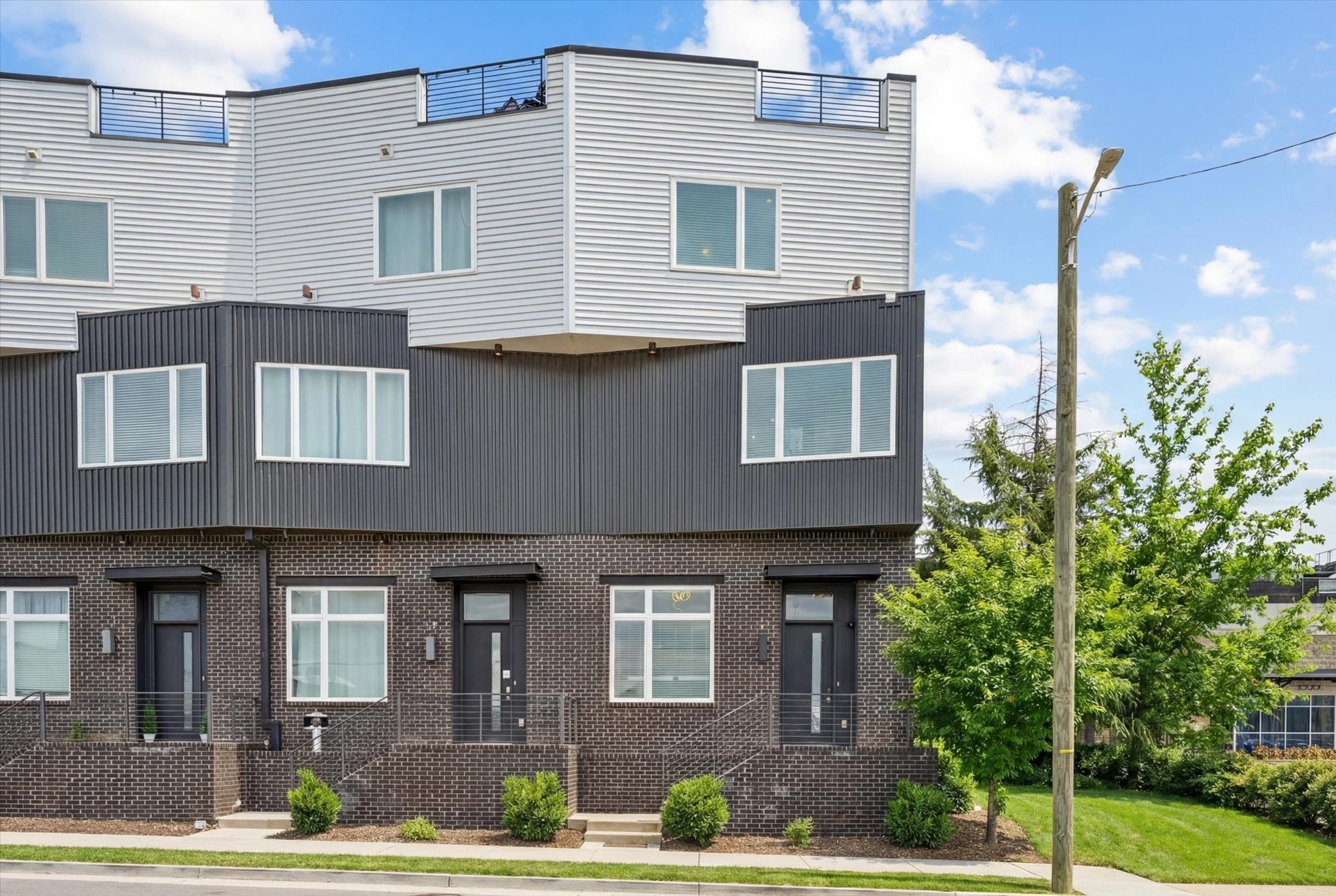 Photo of Listing #3066466