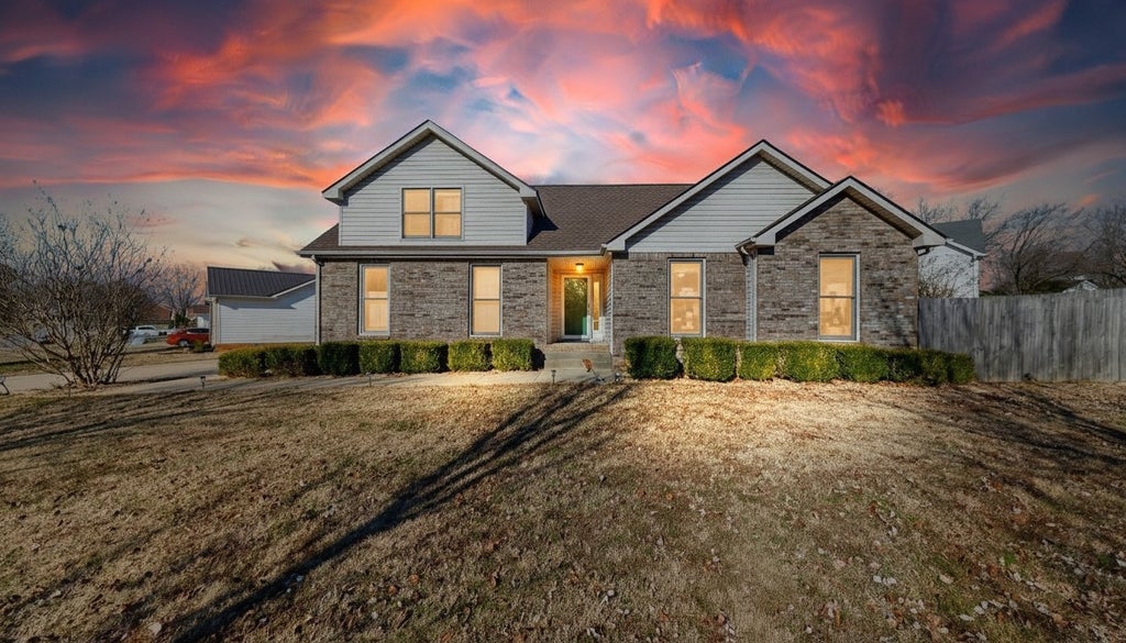 305 Atlantic Blvd, Clarksville