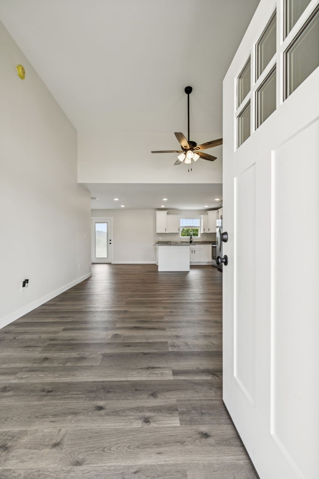 Photo of Listing #3066763