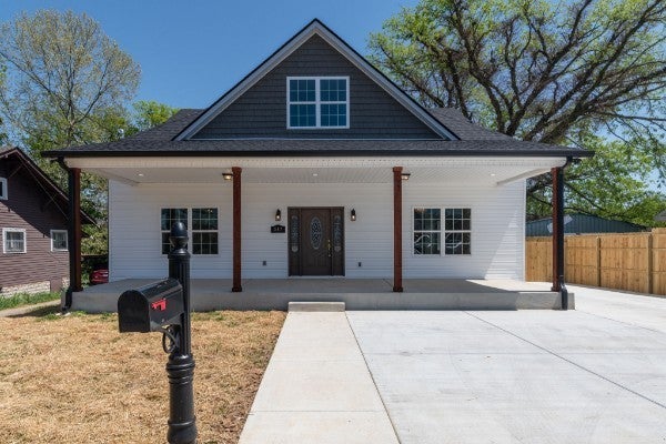 Photo of Listing #3067403