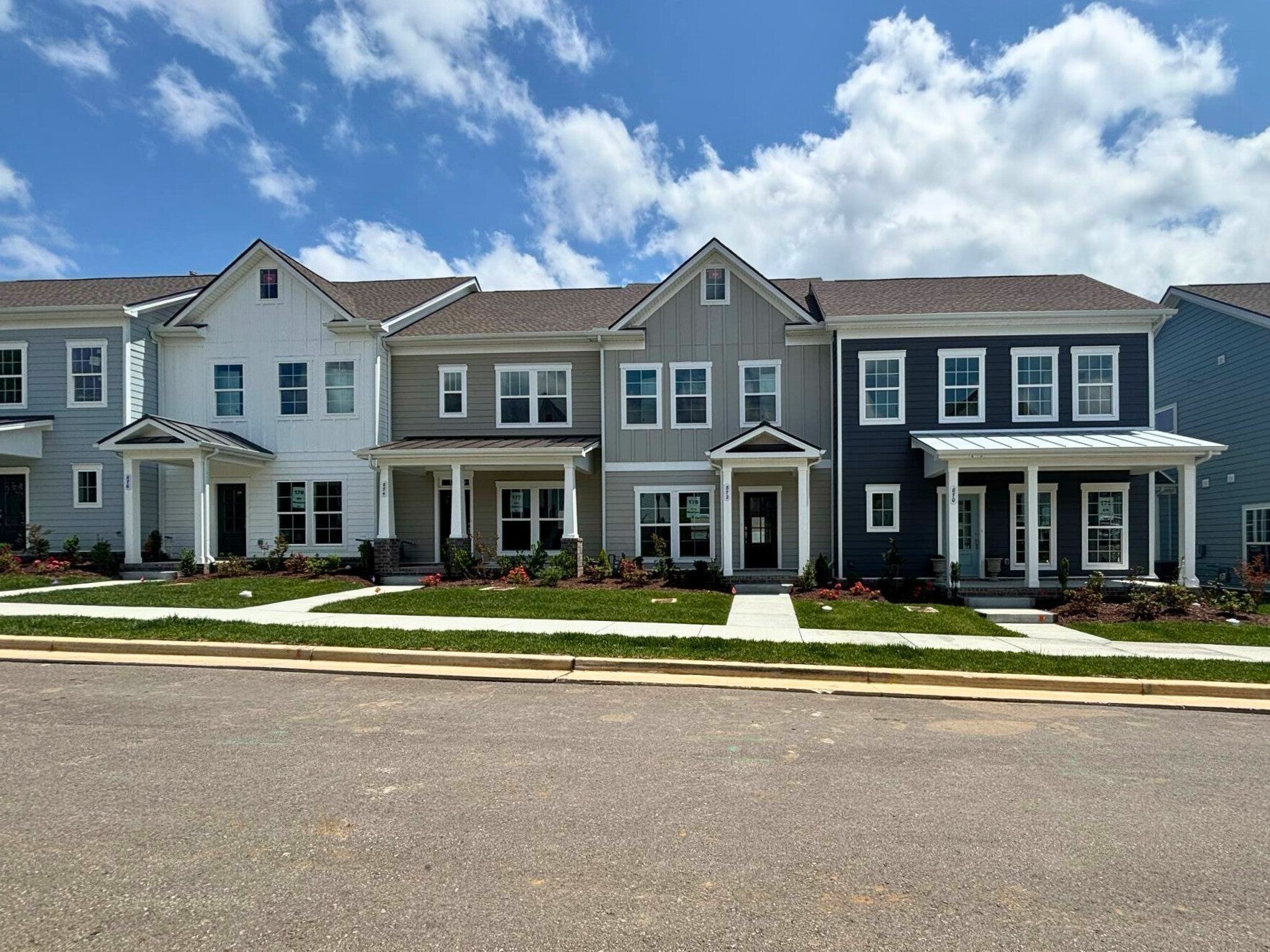 Photo of Listing #3067542